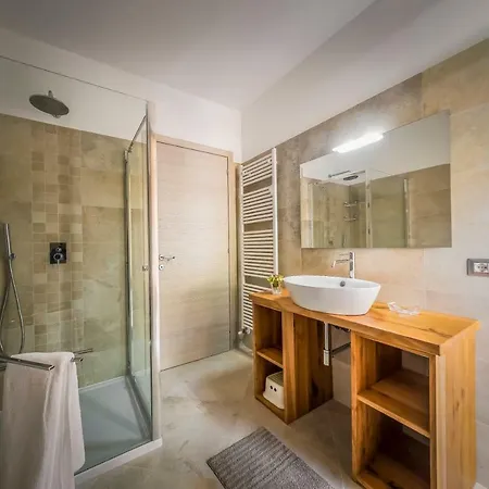 Casa Miramonti Apartment *